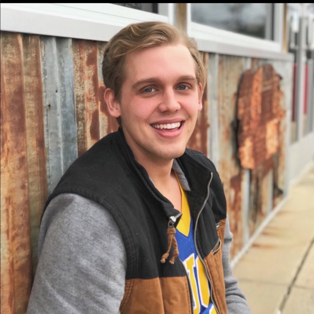 Meet your Posher, Brady